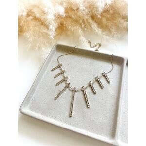 3/$20 ⭐️ Guess Bib Necklace Gold Jewelry Bar Charm